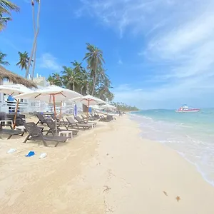 beach-front-tgr-hotels-and-resorts.comcaribbean.com/